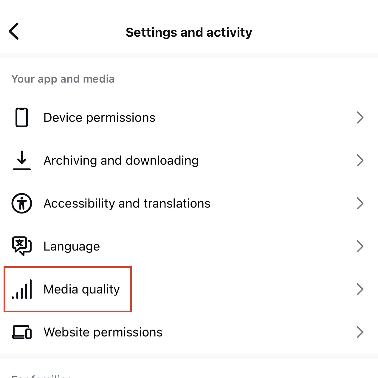 ขั้นตอนที่ 1: เปิดแอป Instagram > ไปที่หน้าโปรไฟล์ของคุณ > กดเมนูด้านขวาบน > เลือก "Setting" > เลื่อนไปที่ "Your app and media"
